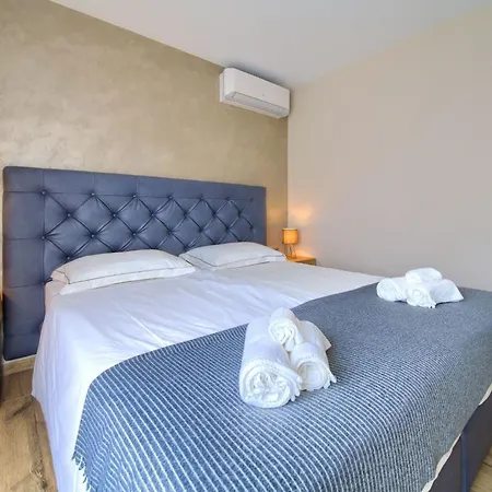 Lana Mit Schwimmbad By Interhome Tatil Evi *
