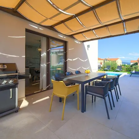 Lana Mit Schwimmbad By Interhome * Krk Town