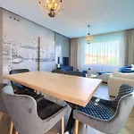 Lana Mit Schwimmbad By Interhome Ferienhaus *