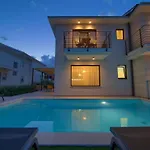 Lana Mit Schwimmbad By Interhome * Krk Town